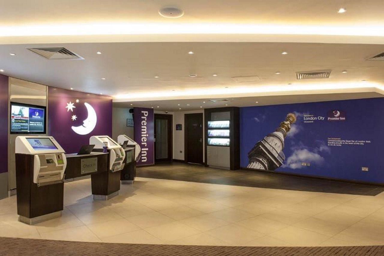 Premier Inn London Bank Extérieur photo